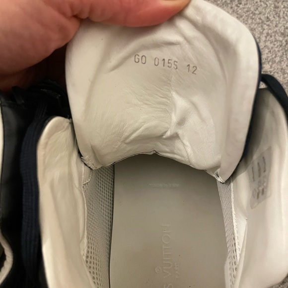 Men’s pre loved Louis Vuitton sneakers in Navy blue and black Damier. - Picture 4 of 10